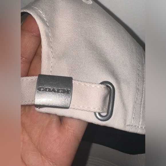 COACH WOMENS EMBROIDERED BASEBALL HAT - Picture 7 of 8